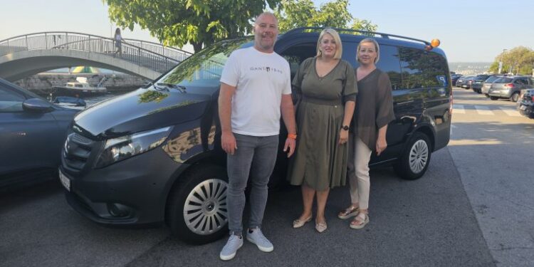 Grad Crikvenica i u 2026. godini nastavlja s besplatnim prijevozom onkoloških pacijenata