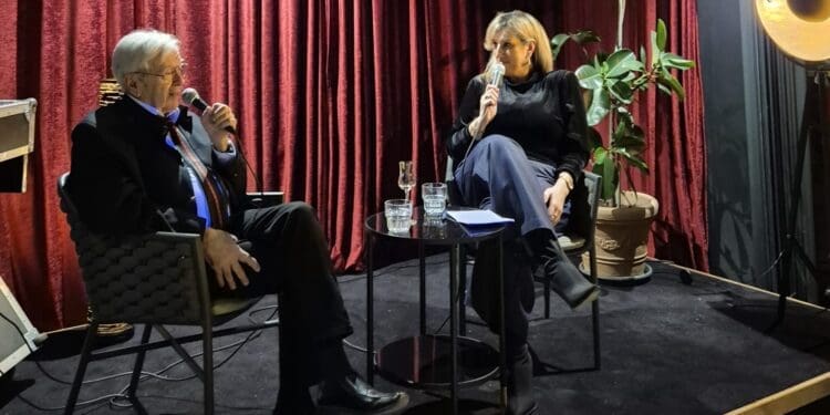 Zanimljive priče o glazbi i osobnim iskustvima legende hrvatske zabavne i šansonske scene