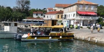 Objavljen vozni red za brod Crikvenica – Šilo: svakodnevne linije od travnja