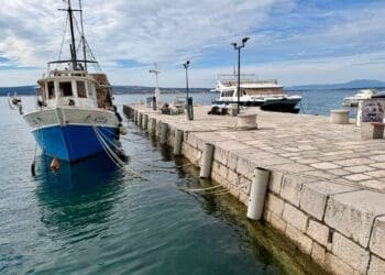 Sigurnije pristajanje u lukama: Postavljeni novi bokobrani u Crikvenici, Pazdehovi i Selcu