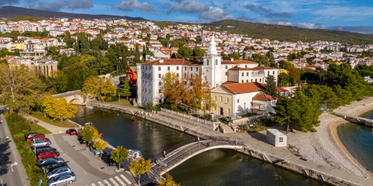 Potpisan ugovor za obnovu pročelja crkve Uznesenja BDM u Crikvenici