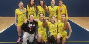 Izvrstan uspjeh: košarkašice OŠ Vladimira Nazora druge u županiji