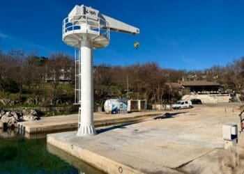 U luci Bršćanovica postavljena nova dizalica nosivosti 5 tona