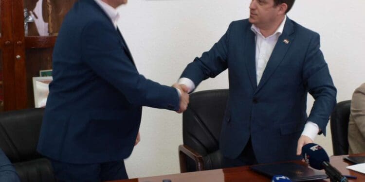 Potpisivanje ugovora Općina Vinodolska ministra Oleg Butković