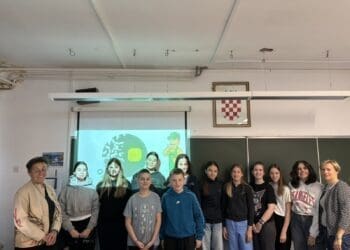 Učenici šestih razreda OŠ Zvonka Cara učili o održivom gospodarenju otpadom