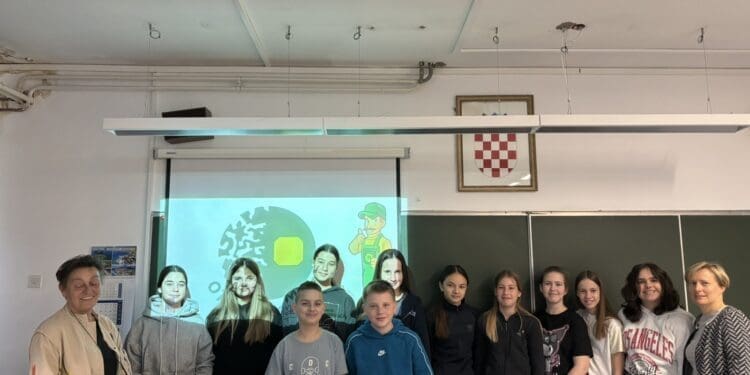 Učenici šestih razreda OŠ Zvonka Cara učili o održivom gospodarenju otpadom