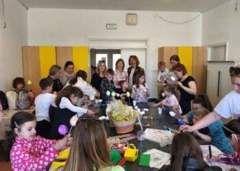 Djeca za djecu: uskrsne radionice povezale mališane diljem Crikvenice