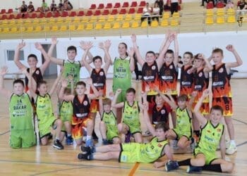 Mladi crikvenički košarkaši uvjerljivo najbolji na turniru mini košarke u Loparu