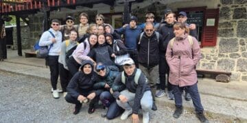 Maturanti Srednje škole dr. Antuna Barca na posljednjoj terenskoj nastavi