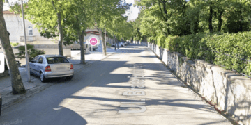 U Crikvenici uveden ljetni režim prometa: Ulica braće Buchoffer postala jednosmjerna