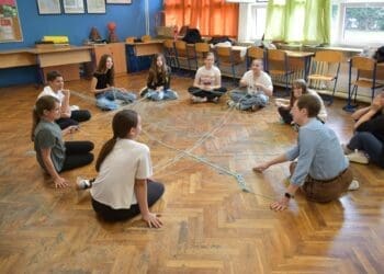 Veselo i kreativno od prvog dana: Krenule radionice “Crikveničkih lanterni”