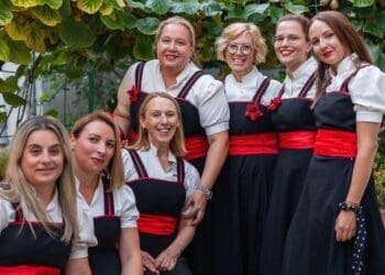 Klapska večer uz more: Dramalj domaćin 16. Smotre klapa “Sveta Jelena”