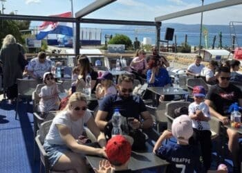 Brodom do osmijeha: Crikvenica obilježila Međunarodni dan obitelji posebnim izletom