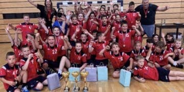 Mladi crikvenički rukometaši i mješovita ekipa uzeli tri zlata na Zametu!