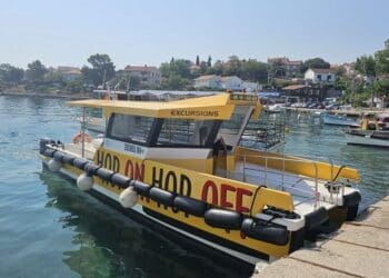 Objavljen ljetni vozni red taxi boat linije između Crikvenice i Šila