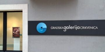 Domagoj Vičević i Jelena Cetinja Vukelić pripremaju posebnu ljetnu večer u Gradskoj galeriji Crikvenica