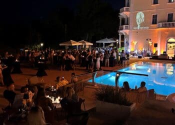 Koncert posvećen Oliveru oduševio publiku, na terasi Esplanade slijedi još bogat ljetni program