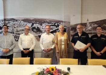 Potpisan ugovor o nabavi novog vatrogasnog navalnog vozila za JVP Grada Crikvenice