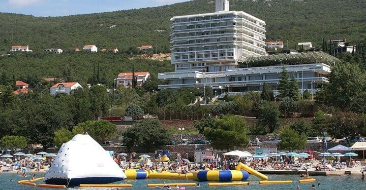 Crikvenički Jadran dobio ponudu jedne od najvećih hrvatskih hotelskih kompanija?