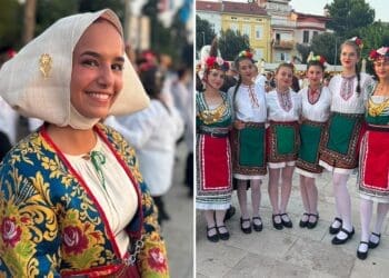 FOTO | Pjesma, ples i šarenilo nošnji ispunili središte Crikvenice