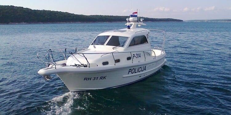 Policija zabilježila nedozvoljeno glisiranje i ispred Jadranova
