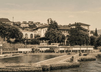 Fotoklub Crikvenica u Novom Vinodolskom otvara izložbu „Sačuvano od zaborava“