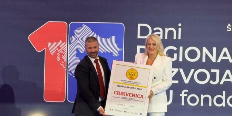 Crikvenica proglašena najboljim malim gradom u Hrvatskoj za mlade, gradonačelnica: ‘Teško je opisati koliko sam ponosna’