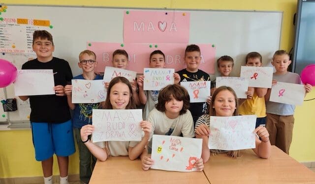 „Mama, budi zdrava“: Učenici OŠ Zvonka Cara poslali svojim mamama važnu poruku