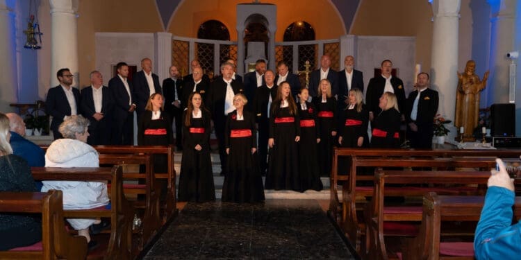 „Klape od Svetih“ prvi put u Crikvenici: Pjesmom i zajedništvom do nove tradicije